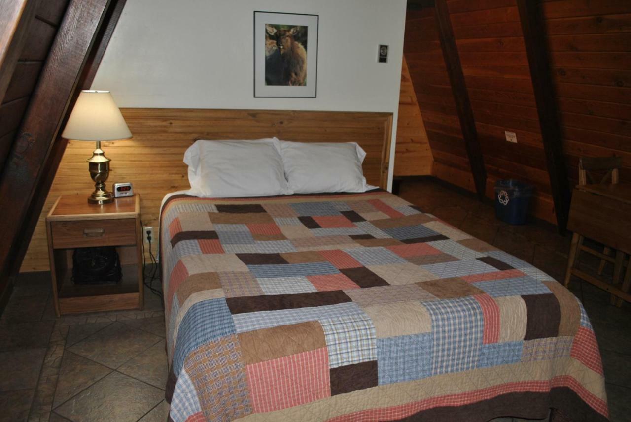 Aspen Inn Fort Klamath Екстер'єр фото