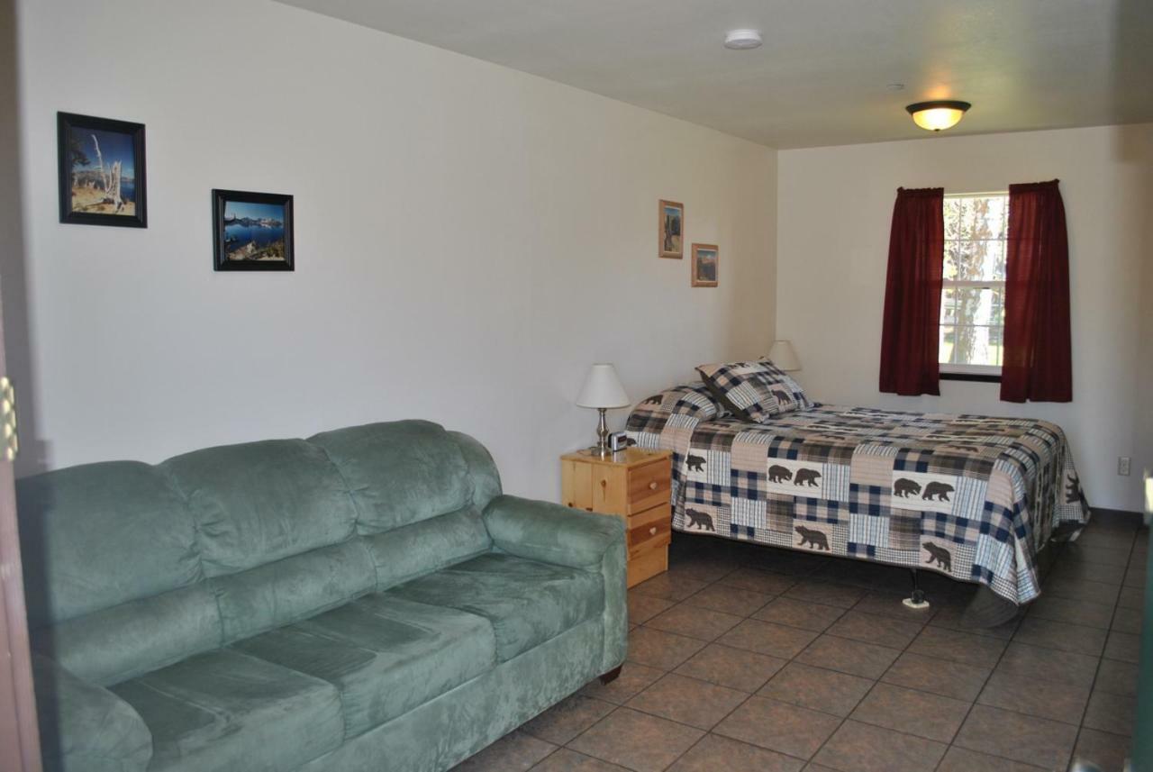 Aspen Inn Fort Klamath Екстер'єр фото