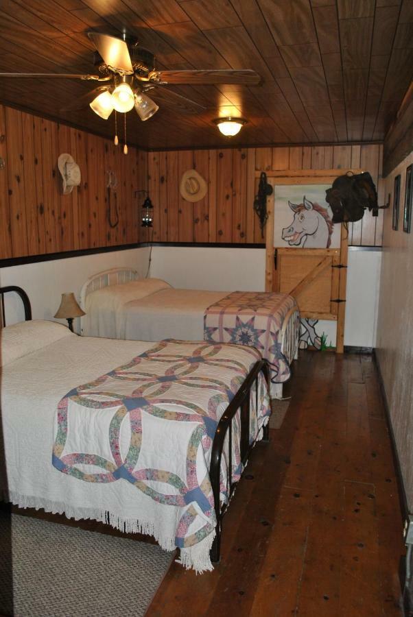 Aspen Inn Fort Klamath Екстер'єр фото
